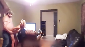Bridgette b prende il suo buco del culo pieno di giocattolo nero