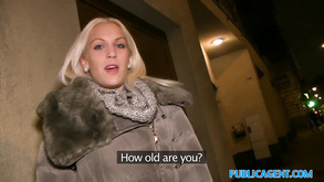 Broad in the beam mamma con una grande coppia che scopa il suo toy boy