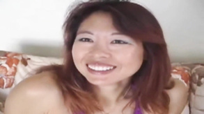 La deliziosa ragazza giapponese hikaru kirameki si fa scopare il manicotto bagnato
