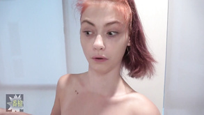 Sexy un po 'grassoccia dai capelli biondi carina va interraical e soffia enorme BBC